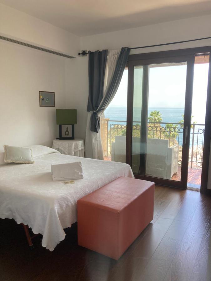 A Mari Villa Taormina Exteriör bild
